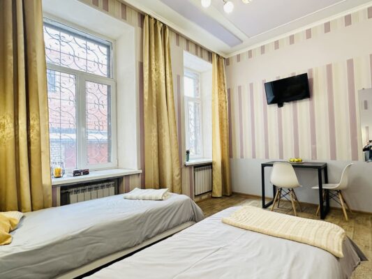 studio apartment for daily rent in the very center of Kharkiv