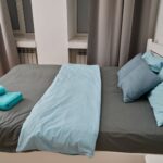 Мягкая кровать с матрасом